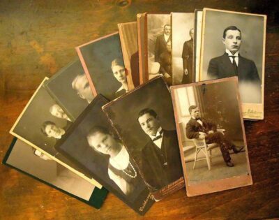 Покупаем фотографии, фотокарточки, фото и кино плёнку, слайды, диапозитивы, негативы, фоторамки и фотоальбомы