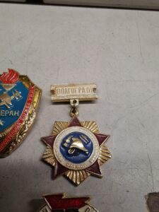 Продать значки, продать набор значков