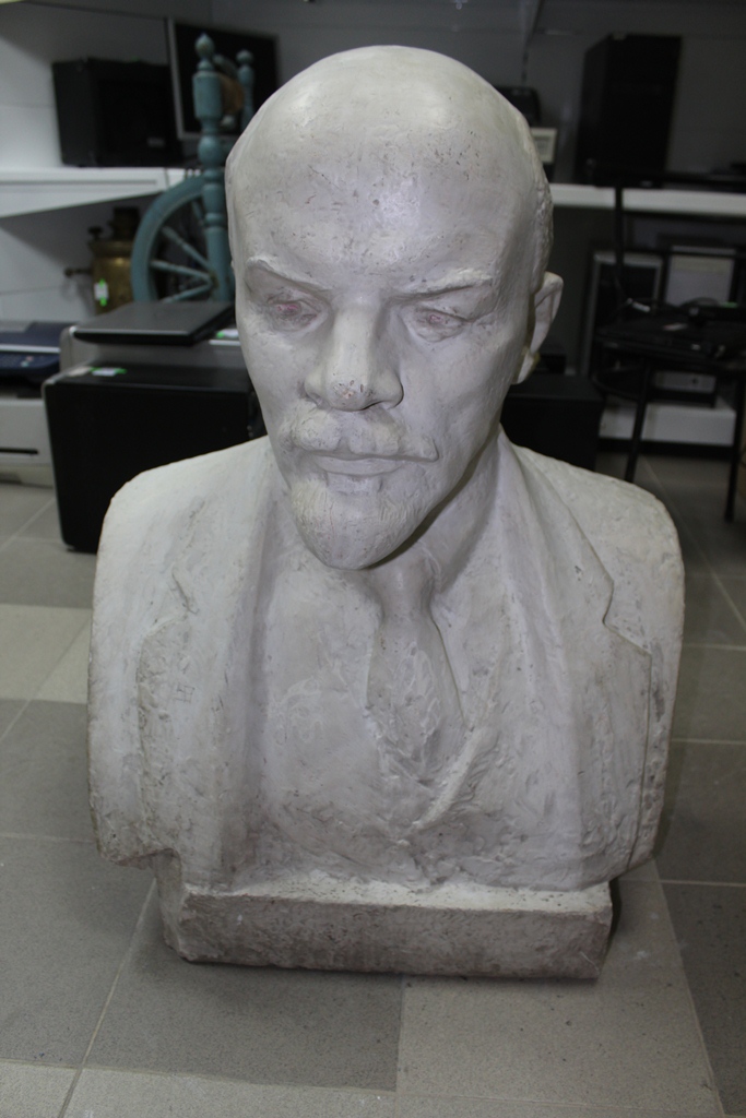 Бюстик Ленина (среднего размера)